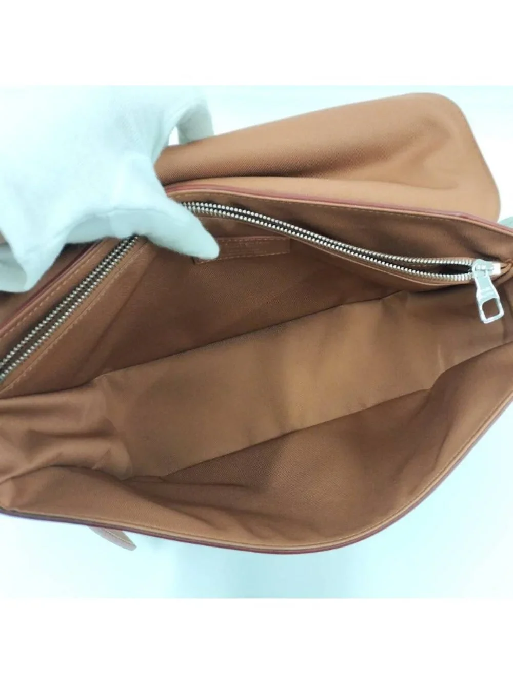 Louis Vuitton Montsouris XL Messengerbag Epi Brown